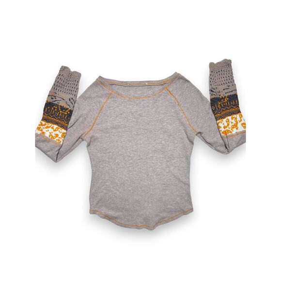 Grey Waffle Raglan Top W/ Mustard Crochet Patterned Sleeves Small/Medium - Picture 10 of 12